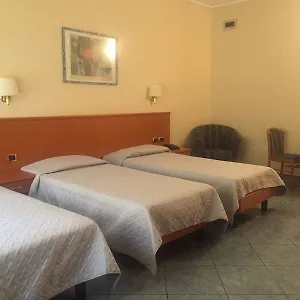 Kebhotel Hotel Milán